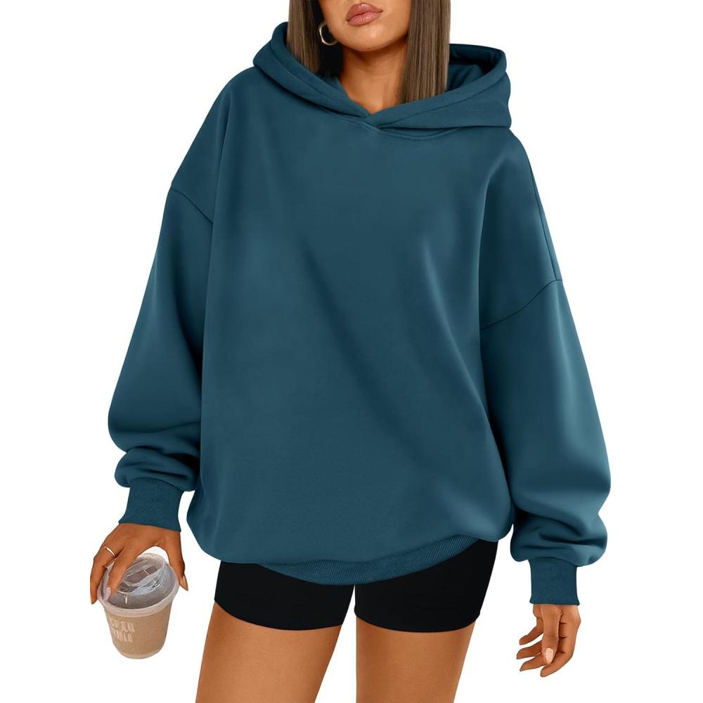 imageTrendy Queen Womens Oversized Hoodies Comfy Sweatshirts Fall Fashion 2025 Outfits Casual Tops Fleece Clothes with PocketsNavy