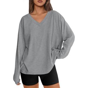 Trendy Queen Oversized Tshirts for Women Workout Plus Size Gym Tops V Neck Long Sleeve T Shirts Spring Casual Basic Tees(Light Grey)