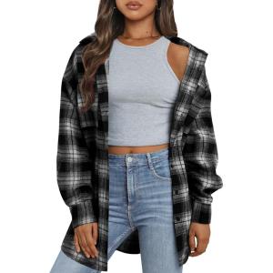Trendy Queen Women Flannel Shirts Plaid Tops Fall Fashion Shackets Long Sleeve Blouse Button Down Outfits Winter Jackets 2025(Black)
