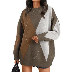 Trendy Queen Women’s Color Block Argyle Plaid Oversized Chunky Knit Crewneck Sweaters 2025(Nutmeg Brown)
