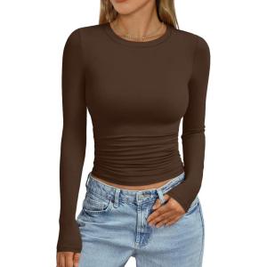 Trendy Queen Womens Long Sleeve Shirts Crop Tops Fall Fashion 2025 Going Out Basic Winter Clothes(Chocolate)