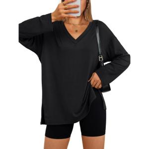 Trendy Queen Womens Oversized Long Sleeve T Shirts Side Slit Workout Tops Fall Fashion Plus Size Gym V Neck Basic Y2k Tees(Black)