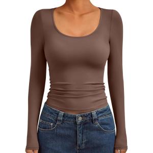 Trendy Queen Womens Scoop Neck Long Sleeve Shirts Skinny Going Out Crop Tops Cute Fall Fashion 2025 Clothes(Coffee)